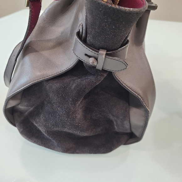 Gorgeous Nina Ricci Gray and Pink Purse - Picture 8 of 14
